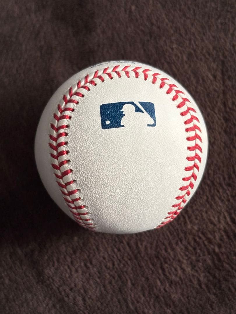 か*ん様 ドジャース　タイラーグラスノー　直筆サインボール