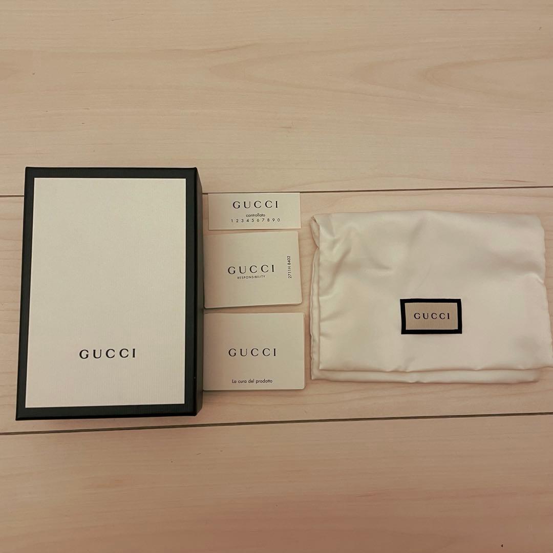 GUCCI 黒 リボンモチーフ 二つ折り財布