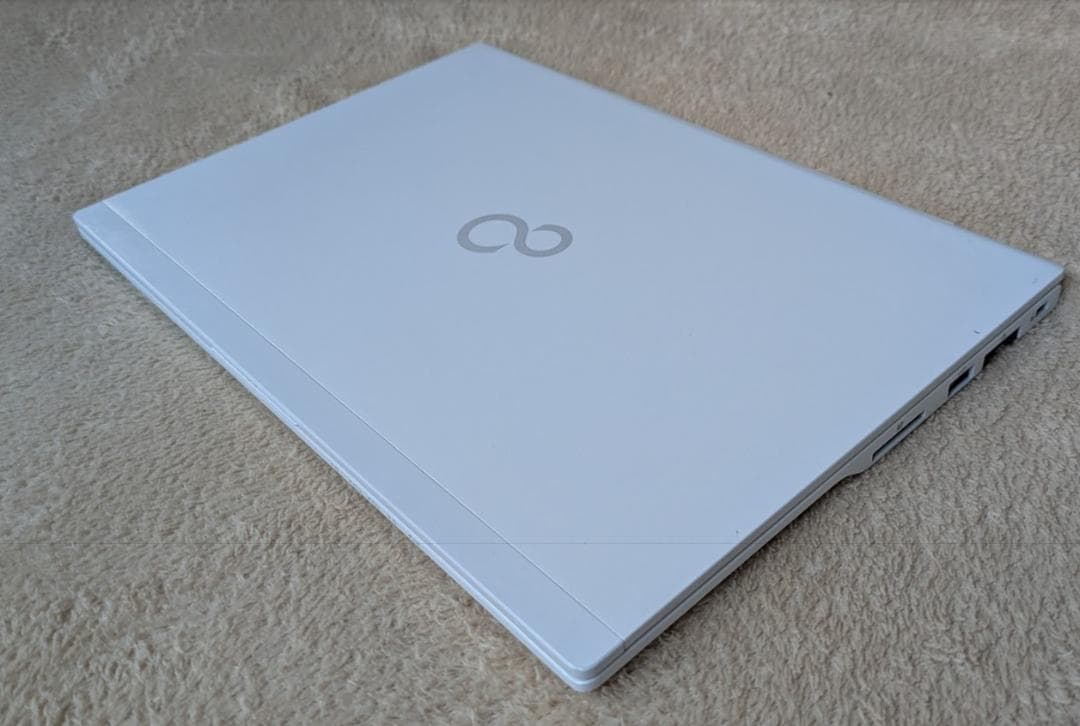 FMV LIFEBOOK【美品】