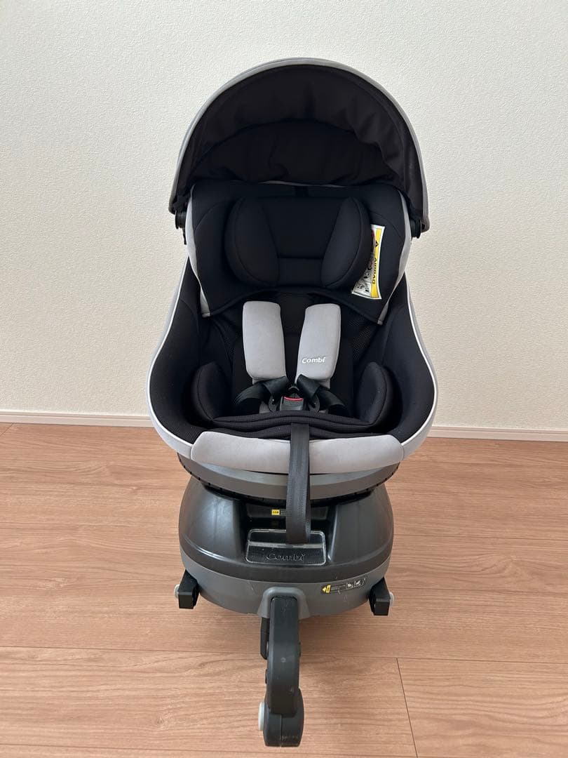 combi クルムーヴスマート ISOFIX