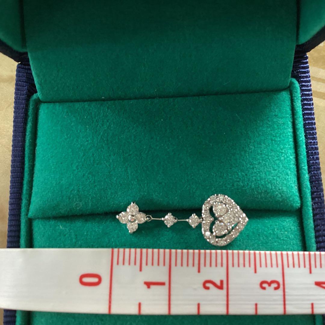K18WGダイヤモンドピアス　1ct
