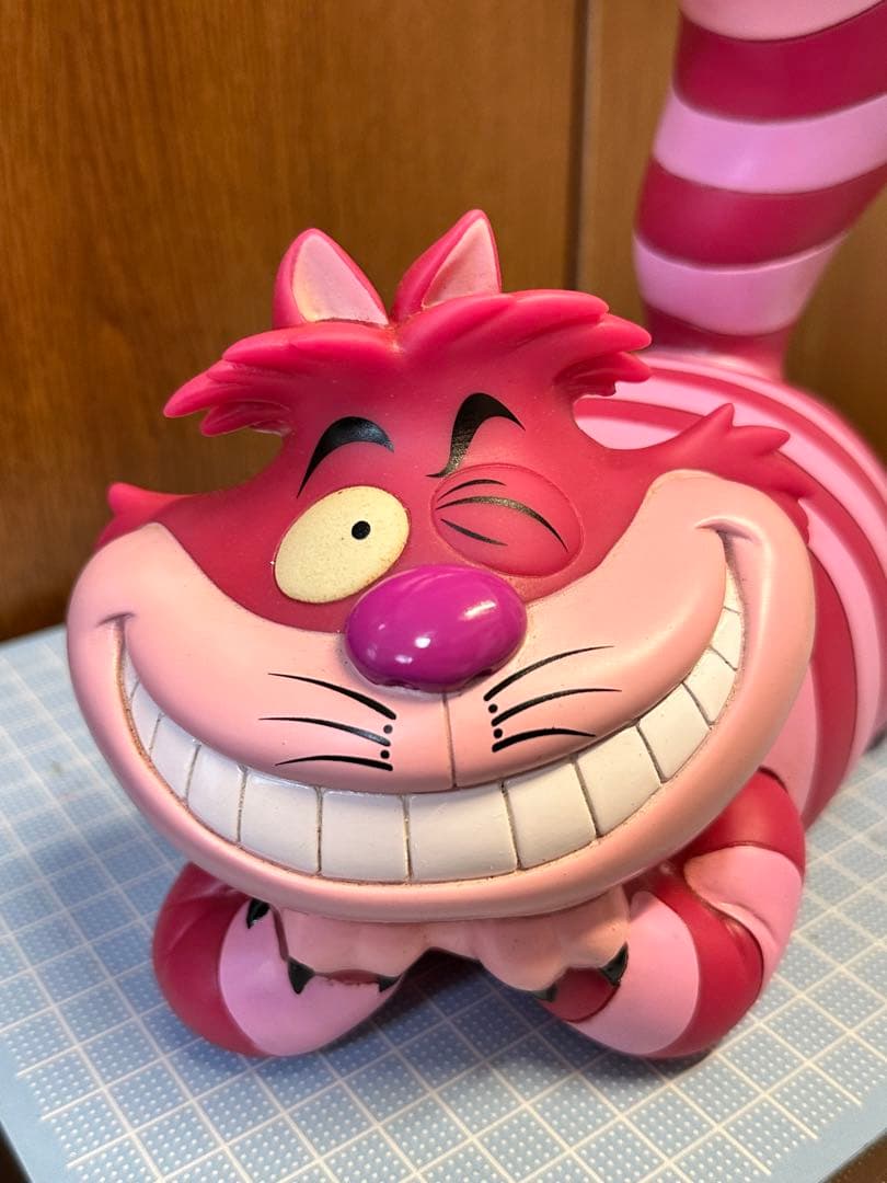 ディズニー　 不思議の国のアリス　チェシャ猫　300体限定　ソフビフィギュア