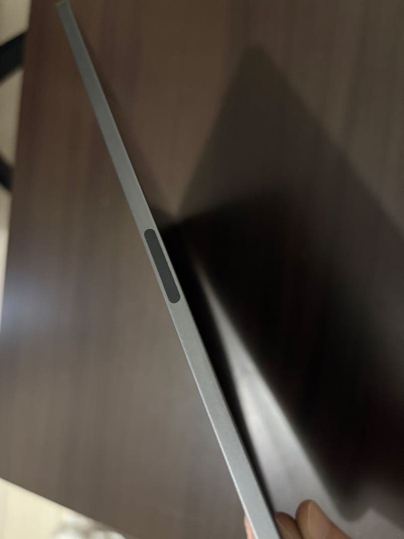 12.9インチ iPad Pro 128GB（第4世代）