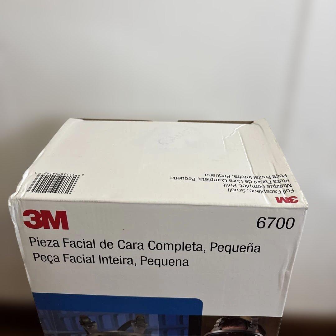 未使用　米軍放出品　3M 6700 FULL FACEPIECE SMALL