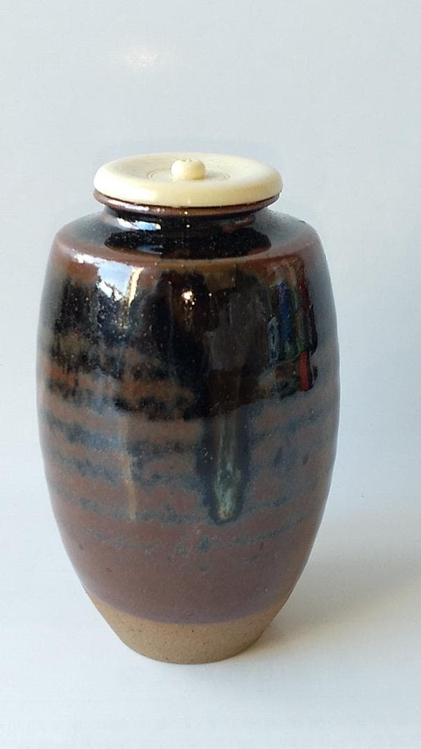 松本鉄山 松本鐵山 古瀬戸 茶入 仕覆 共箱 茶道具 茶入 新品 未使用 です。