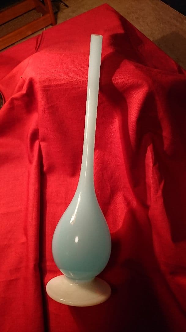 アンティーク オパリン グラス ブルーフラワーベース