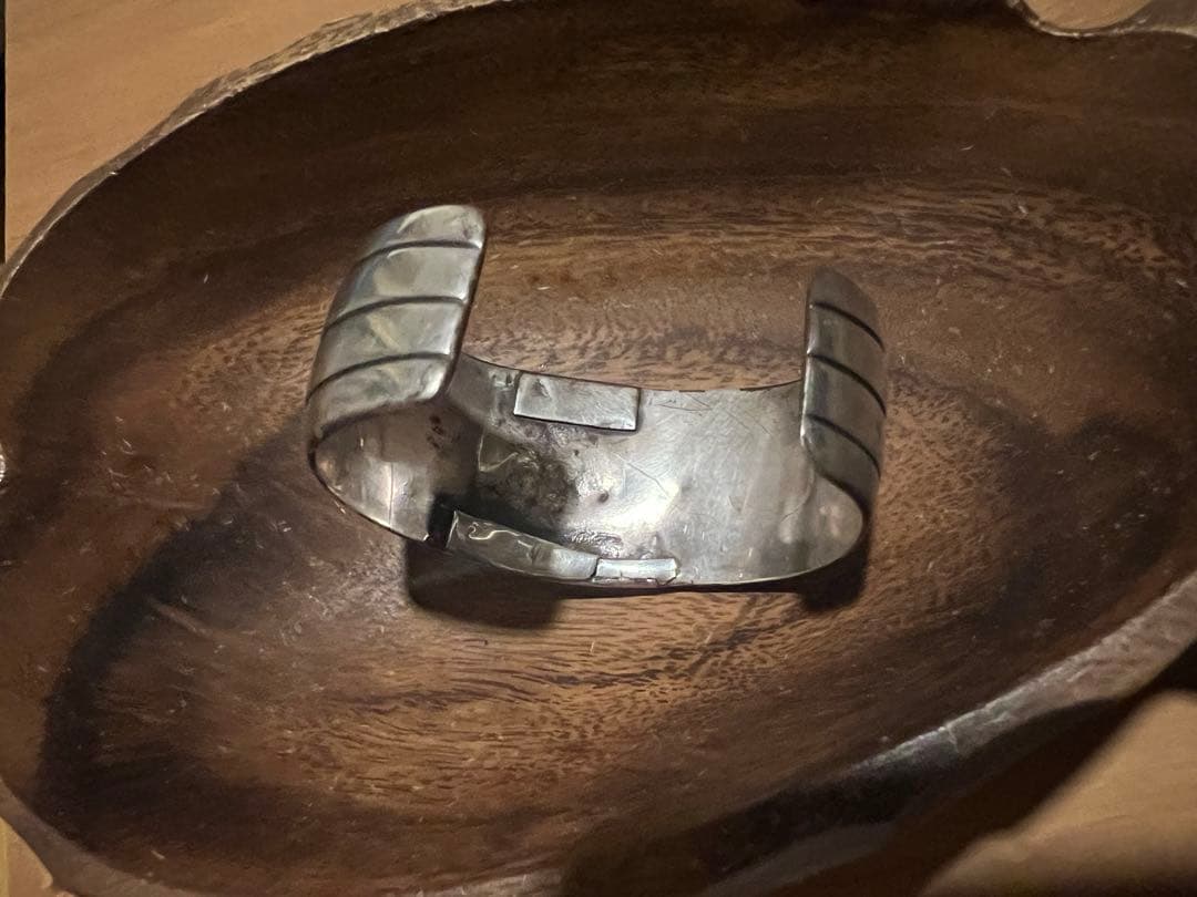 ターコイズ石付きシルバーバングル　インディアンジュエリー　ネイティブアメリカン