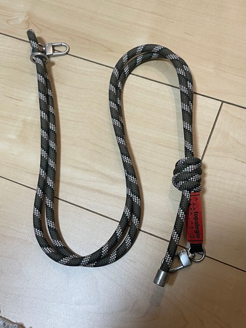 topologie ボトルサコッシュラージ 青 + ストラップ8mm