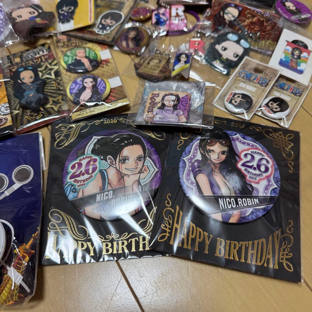 ONEPIECE ロビン BD缶バッチ セット