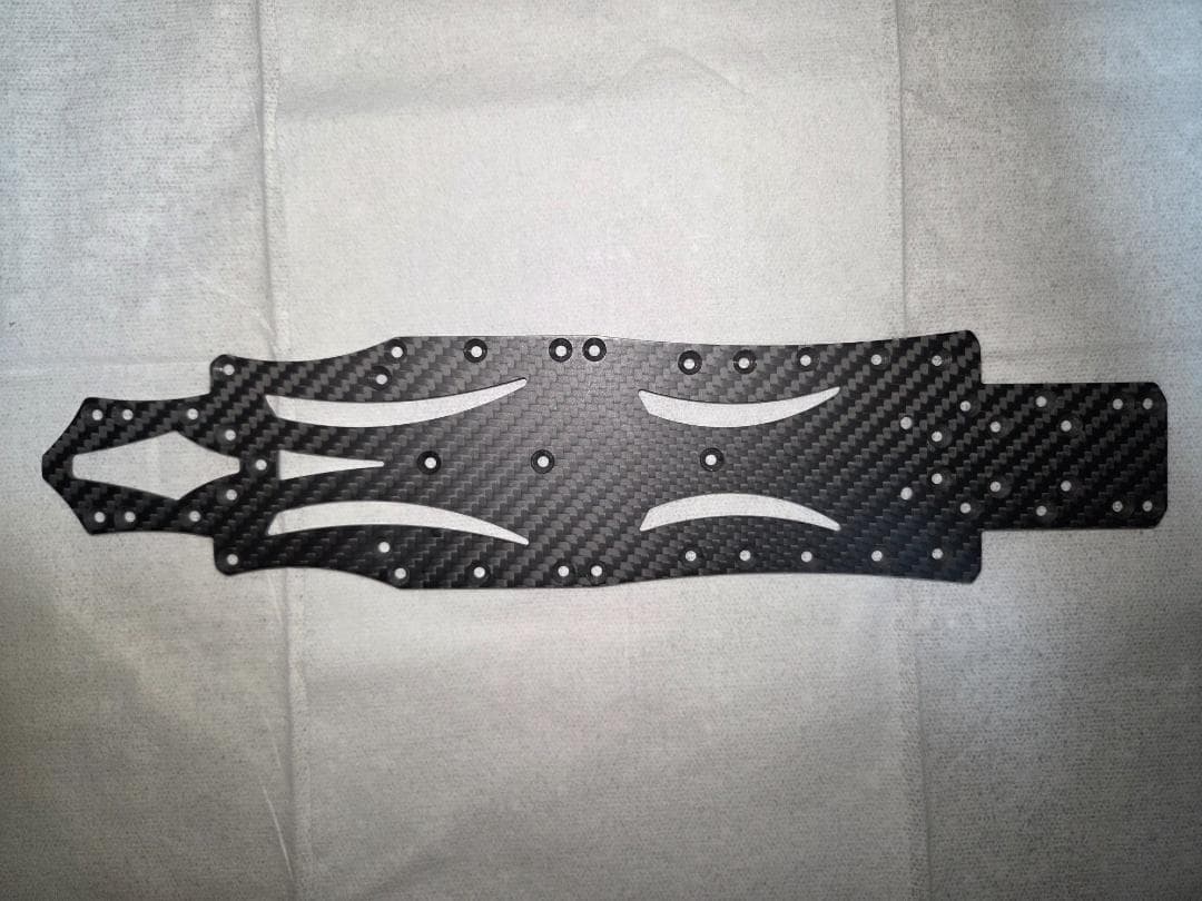 依頼者メタルガレージ コンバージョンシャーシセット+サイドブレースバー