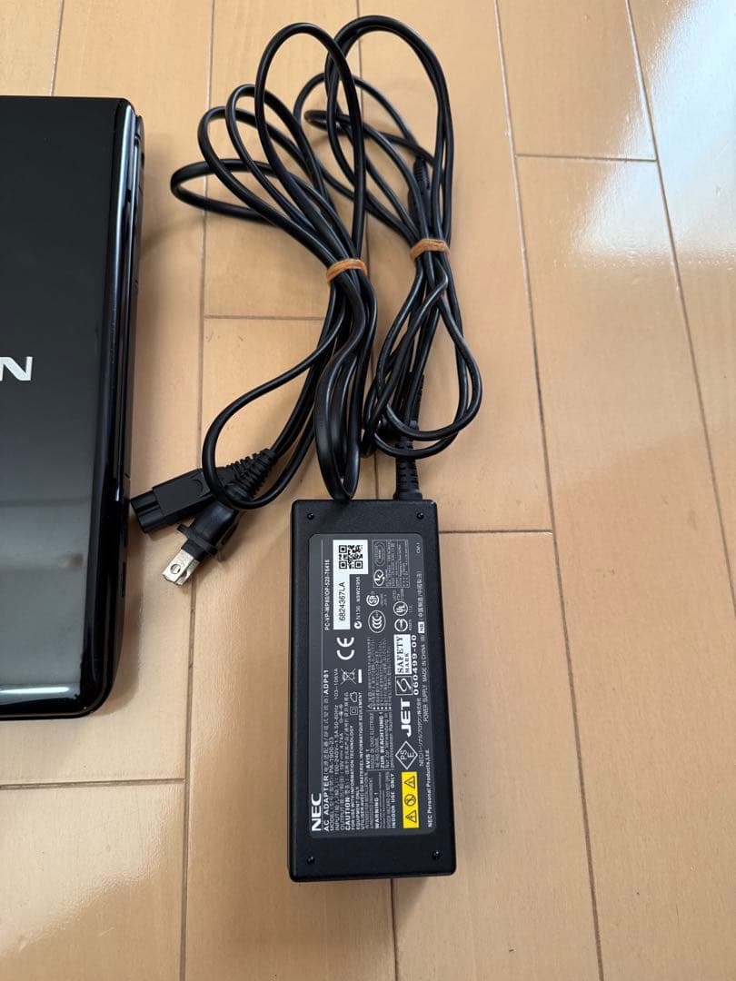 NEC LaVie S PC-LS550NSB Core i5 タッチパネル式