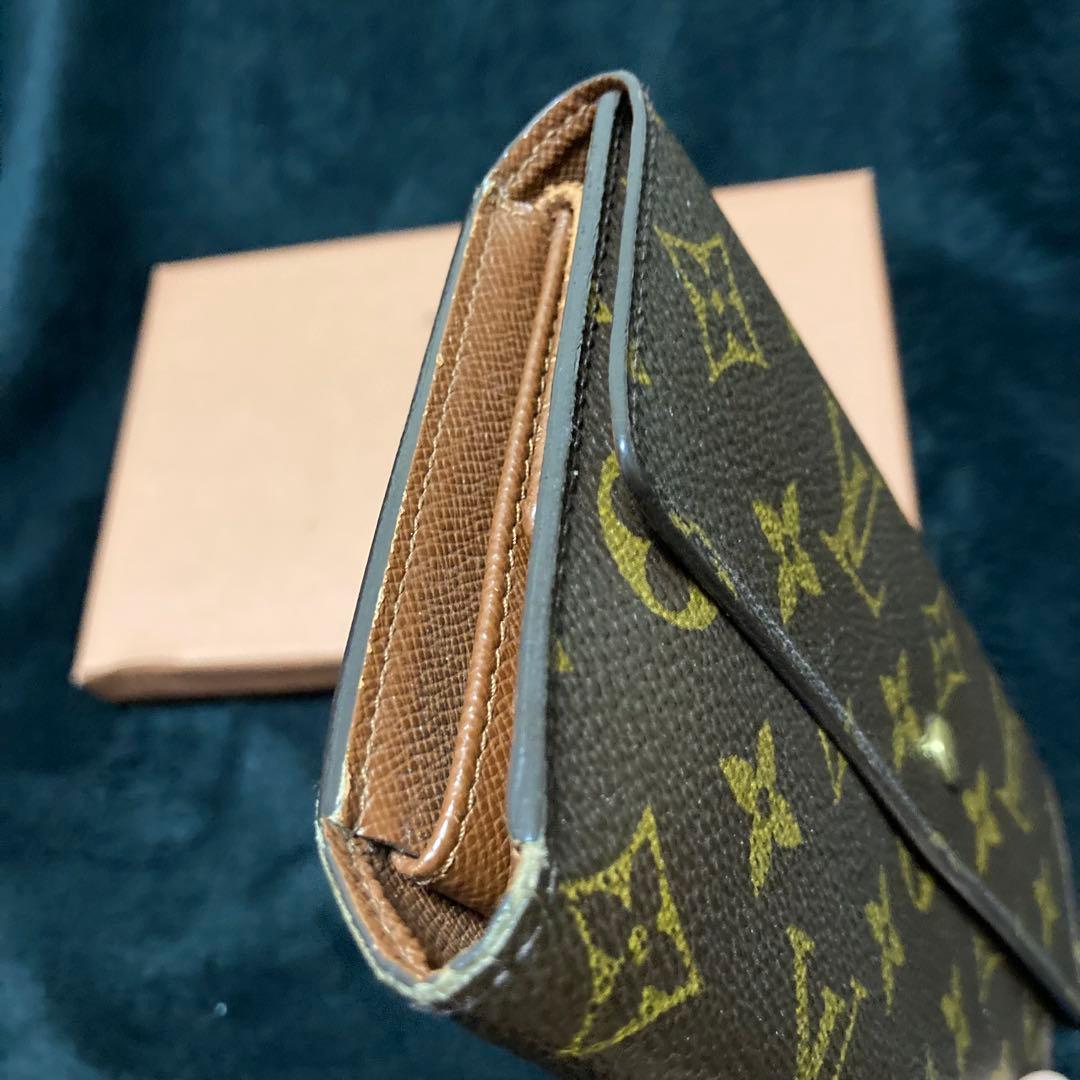 LOUIS VUITTON ポルトトレゾール インターナショナル M61215