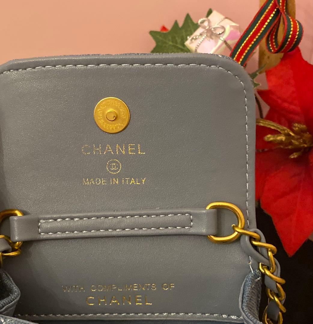ゆ*め様 Chanel デニムポーチ