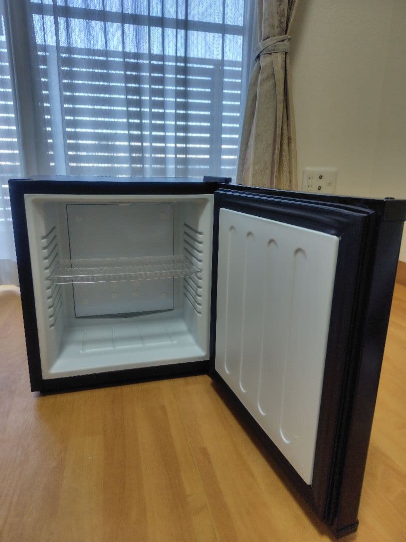 【美品】小型冷蔵庫 20L 1ドア SunRuck SR-R2003