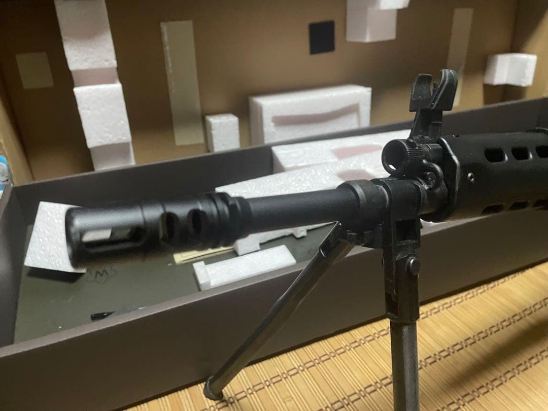 フ*。様 89式小銃 ガスブローバック 予備弾倉負い紐レプリカ替えパーツ付 カス