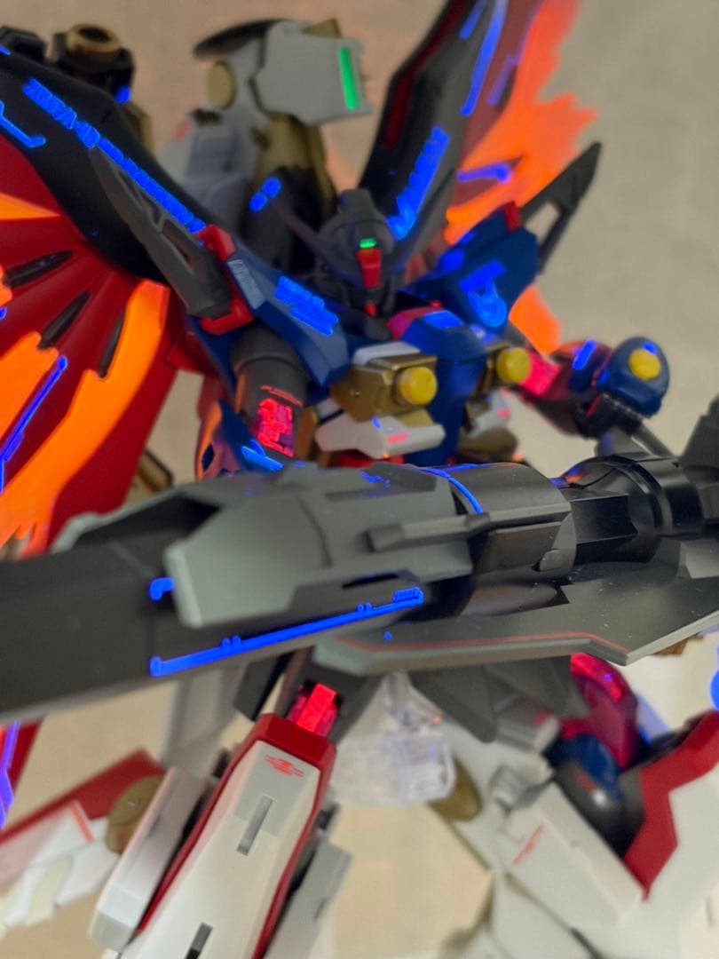 HG デスティニーガンダムSpecII&ゼウスシルエット　全塗装完成品