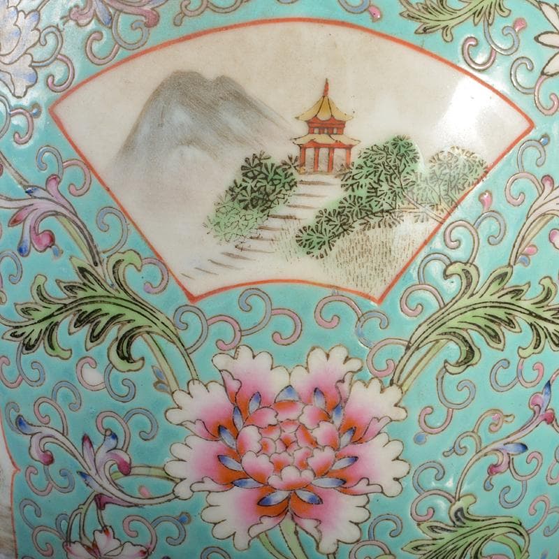 中国　中国景徳鎮製款　粉彩　花弁山水文盤口瓶　M　R6661B