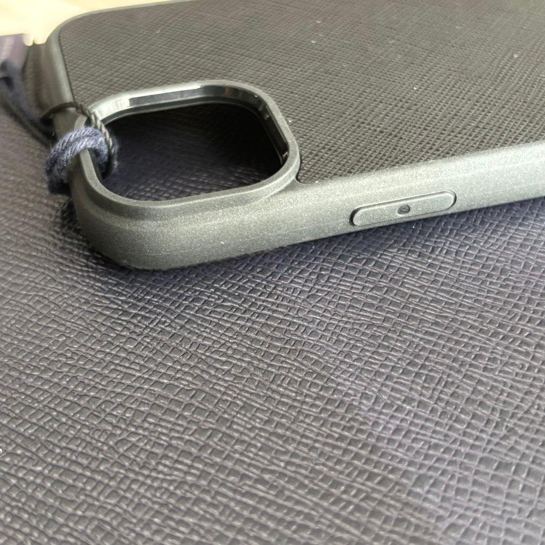 プラダ　iPhoneケース　ショルダー　スマホケース　レザー　PRADA