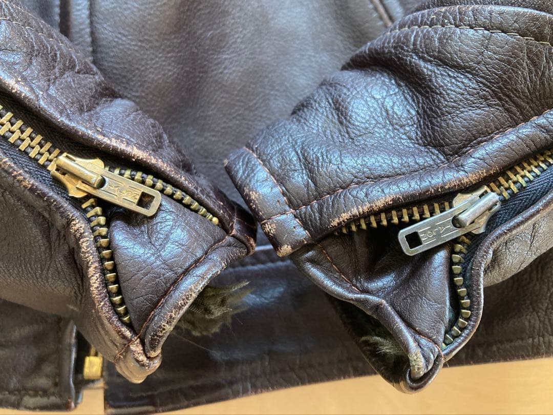 タウバーズ TAUBERS ビンテージ レザー ジャケット60s70sライダース