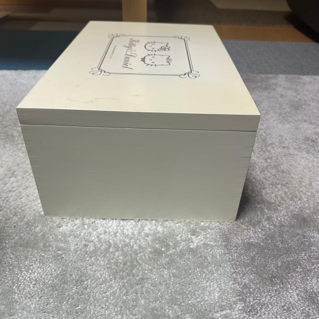 ハローキティ＆ダニエル モヘアドール