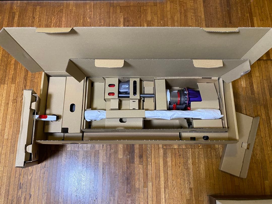 ダイソン　新品　未使用　sv 18 デジタル　スリムフラフィ（パープル）