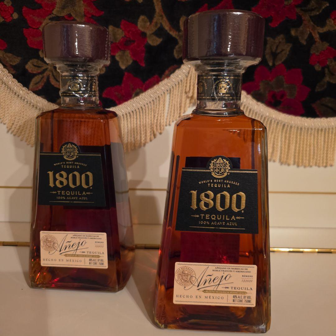[ 今 現在大変入手困難 ] クエルボ 1800 テキーラ アネホ <2本> !