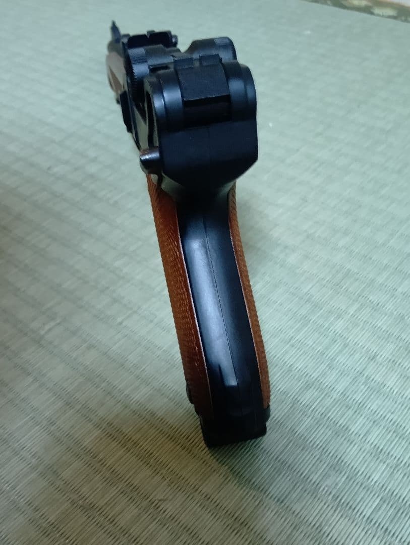 ファルコン・トーイ ルガーアーティラリーカスタム　ガスガン