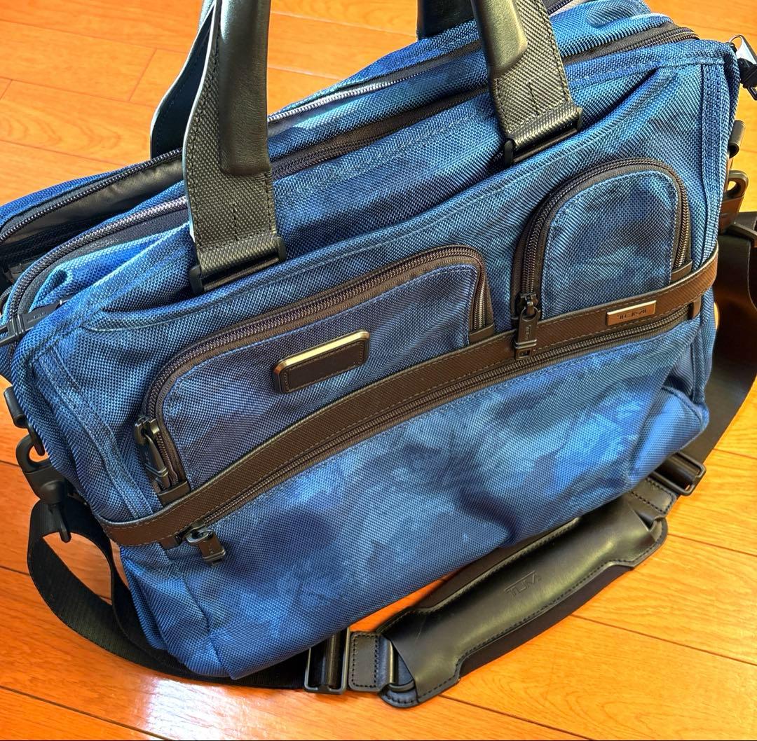 TUMI ビジネスバッグ　tumi26141nvy2