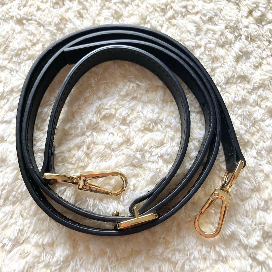 定価42,900円 クリスチャンヴィラ フラップ ハンドバッグ トートバッグ 黒