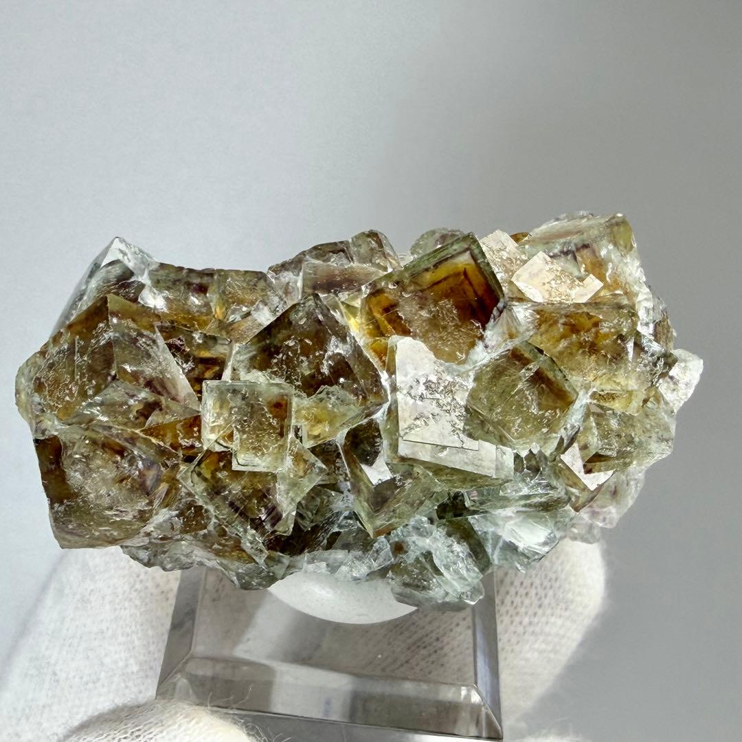 フローライト　蛍石　オコルス　ナミビア　鉱物標本　原石　天然石　ゾーニング