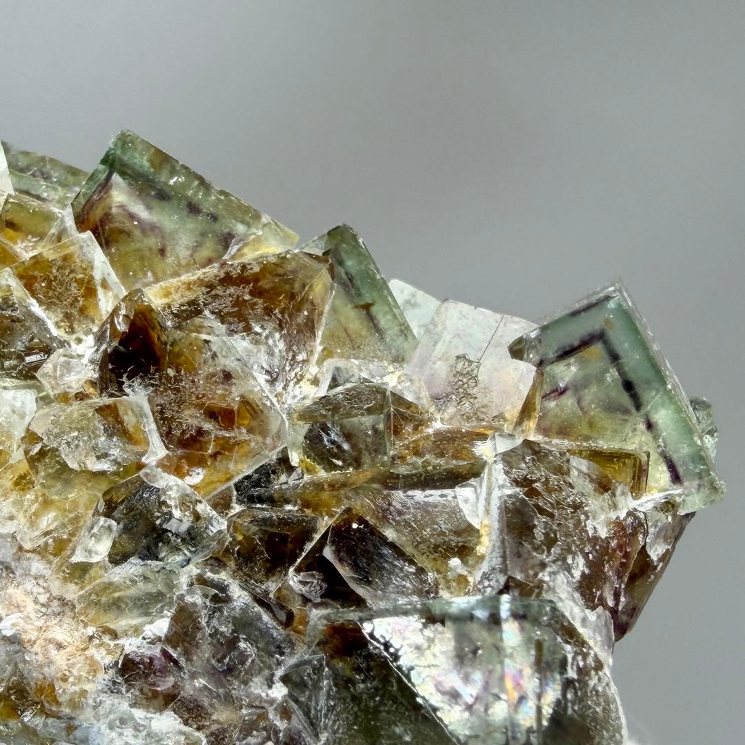 フローライト　蛍石　オコルス　ナミビア　鉱物標本　原石　天然石　ゾーニング