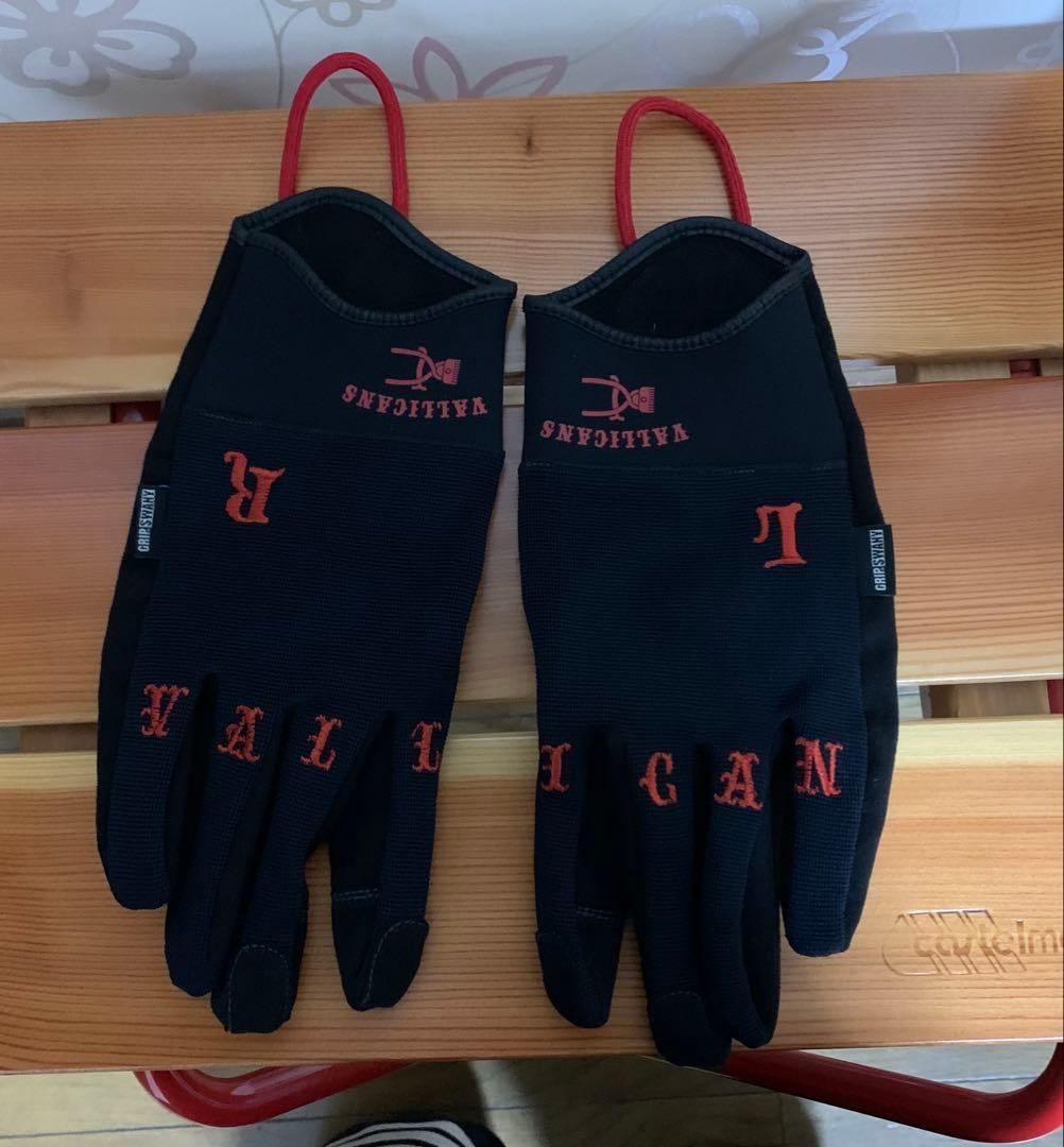 VALLICANS × GRIPSWANT グローブ バリカンズ