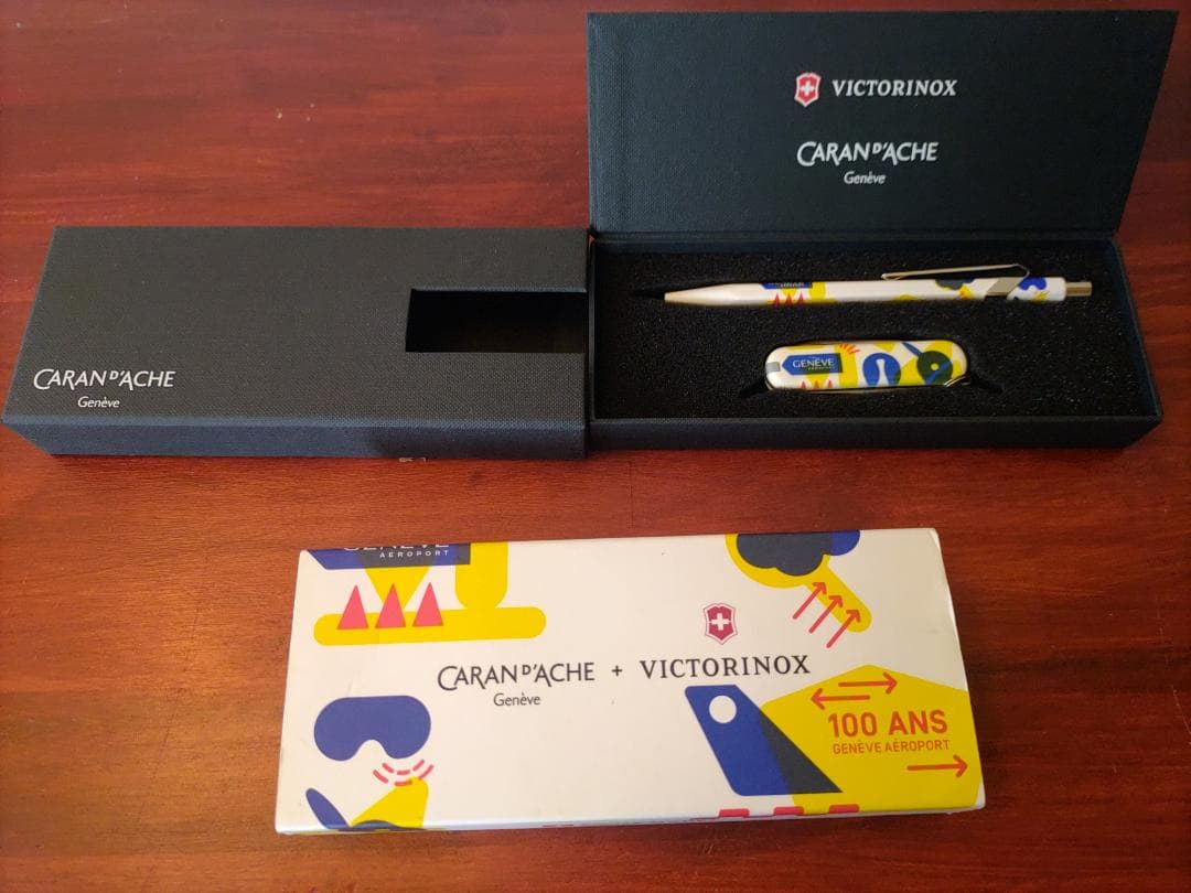 Caran d'Ache 849 ボールペン + Victorinox セット
