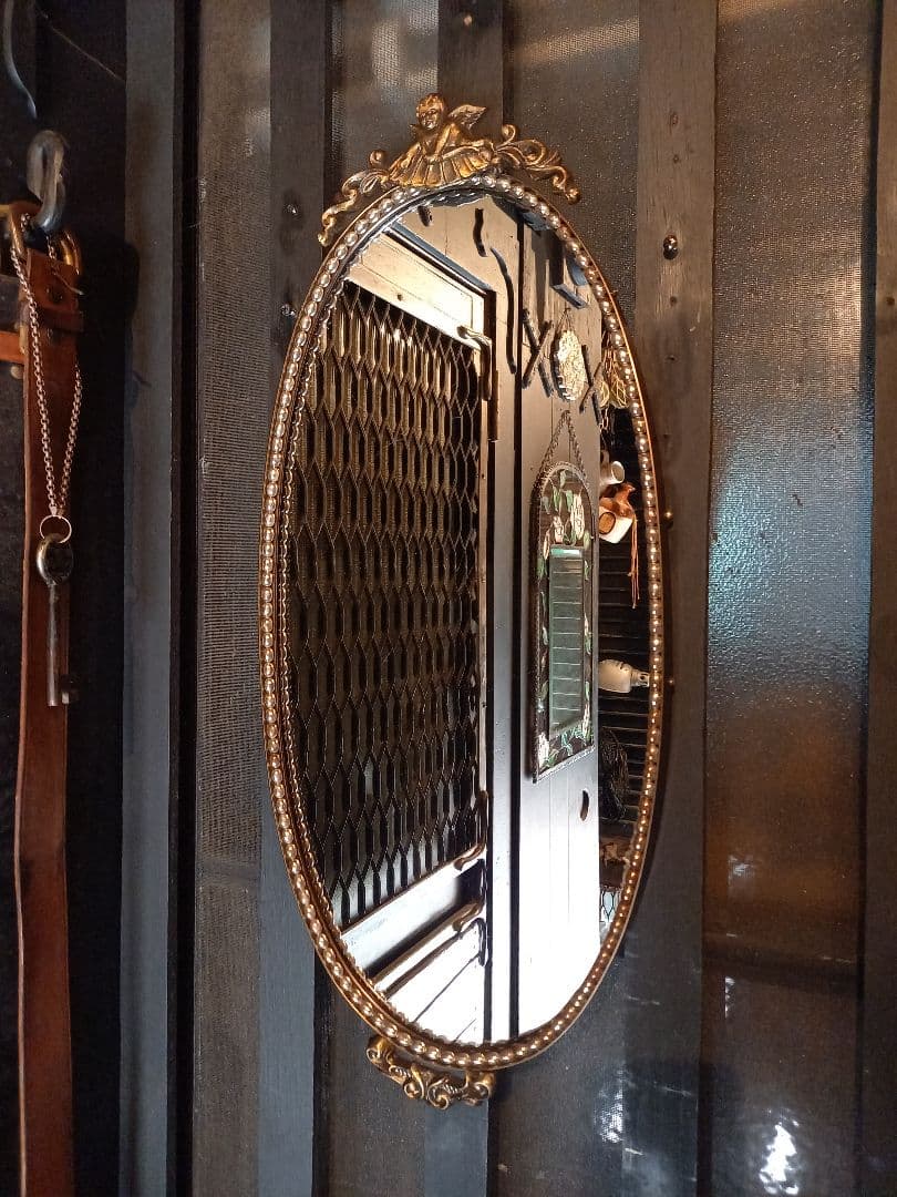 ヴィンテージ　オーバル形　真鍮製　エンジェル　トップ　パール　ビーズ　　ミラー