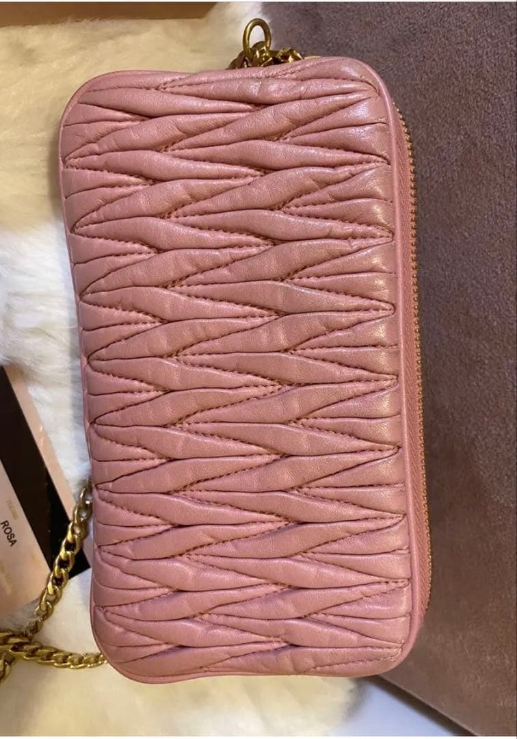 miu miu ショルダーバッグ　売り切り価格