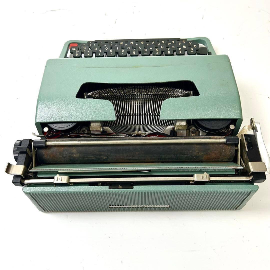 グッチ　オリベッティ　タイプライター　olivetti Lettera 32