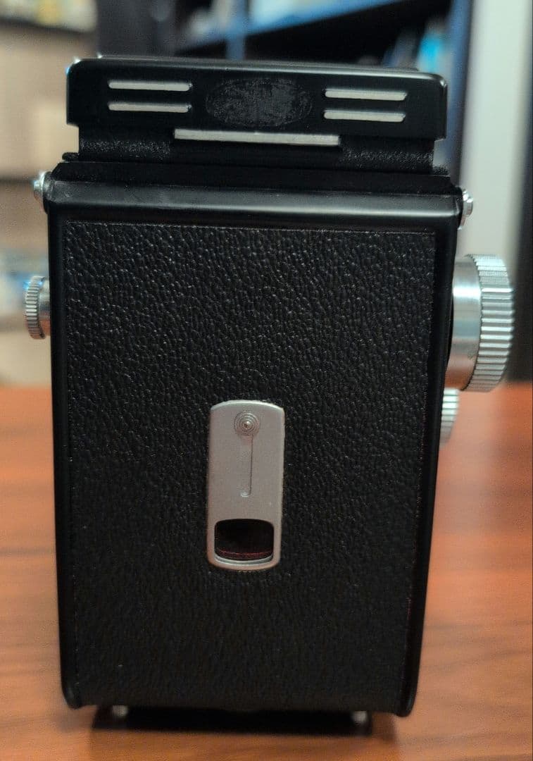 二眼レフカメラ　Yashica-A　ケース付き