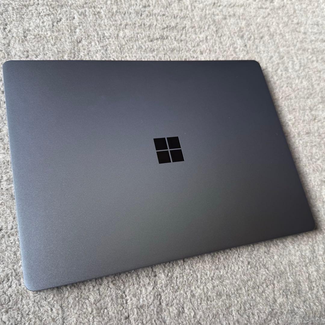 Surface Laptop Go2【Core i5/8GB/128GB】
