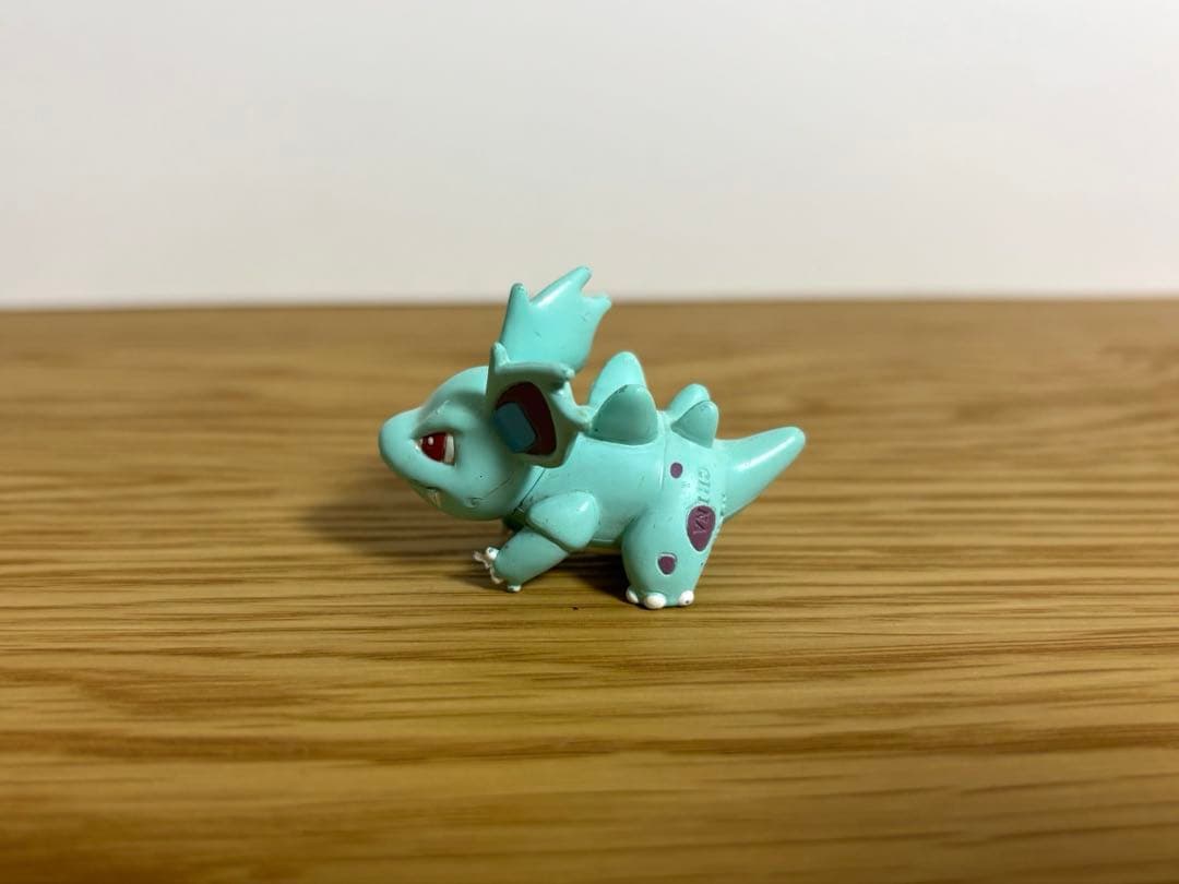 モンコレ　ニドリーナ　ポケモン　フィギュア　激レア　初期