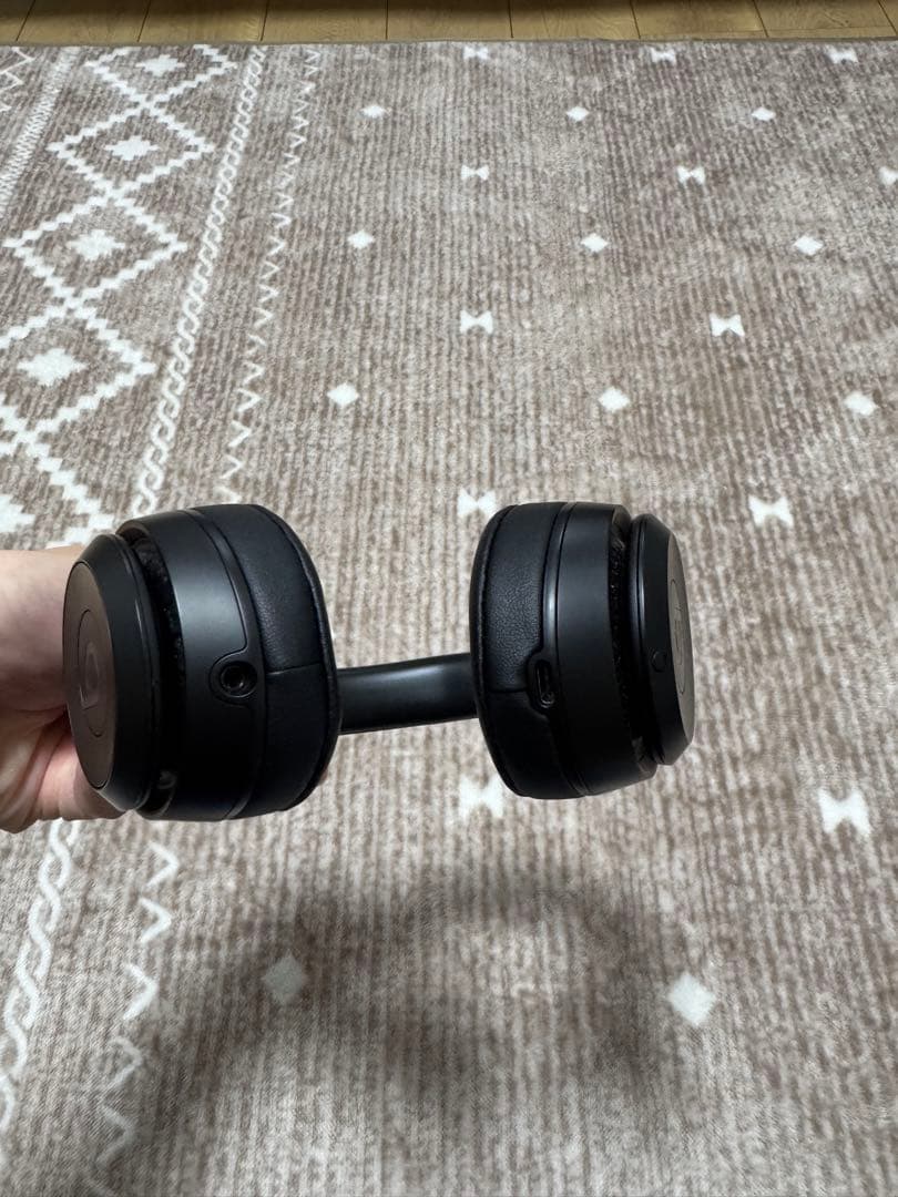 Beats solo4 ワイヤレスヘッドホン ブラック ケース付き