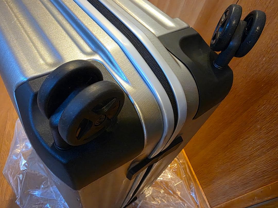 サムソナイト Samsonite INOVA　イノヴァ　スピナー75