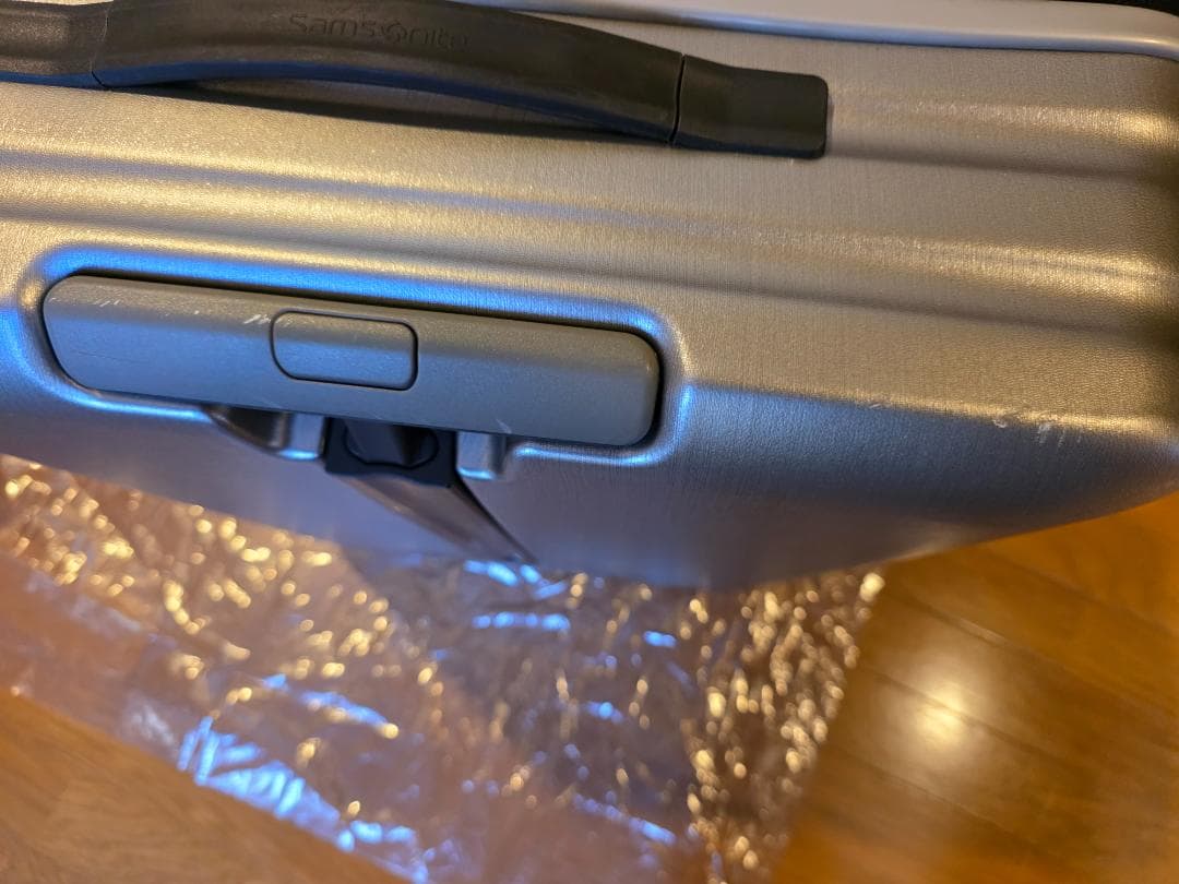 サムソナイト Samsonite INOVA　イノヴァ　スピナー75