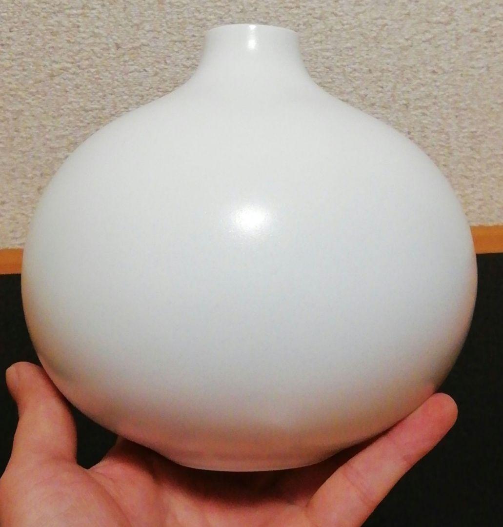 人間国宝　前田昭博作　白磁　花入　壺　共箱　略歴付　花瓶