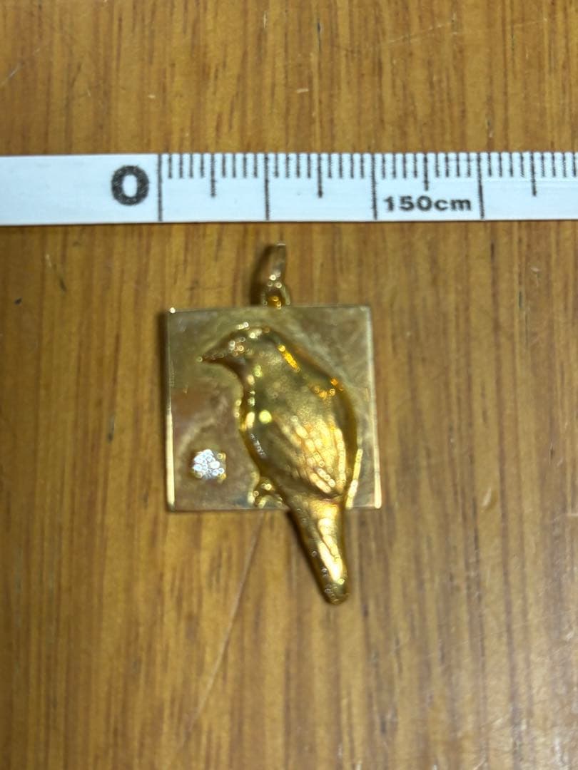 ペンダントトップ　18金　鳥
