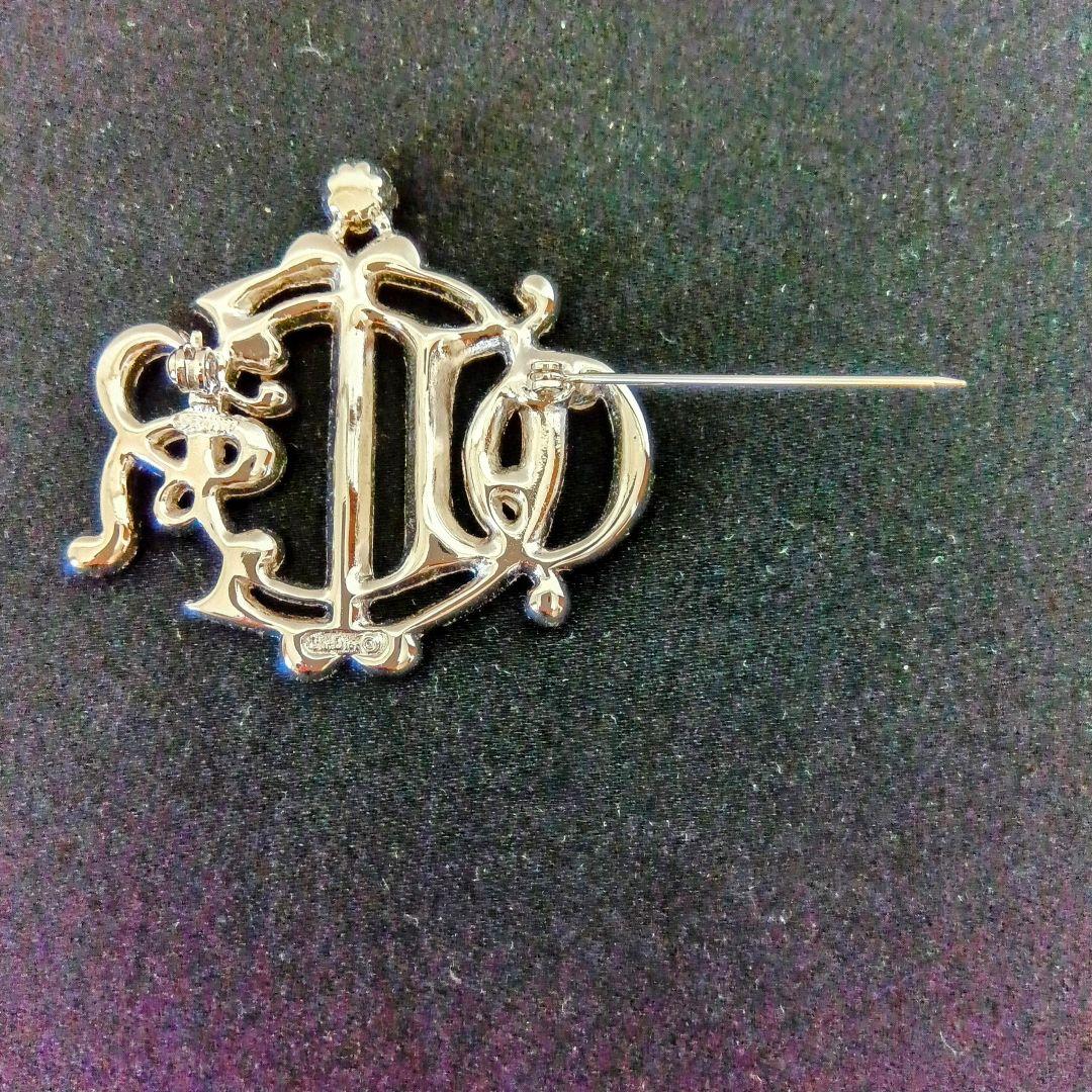 ディオールDIOR 旧ロゴ　エンブレム　ブローチ　ラインストーン