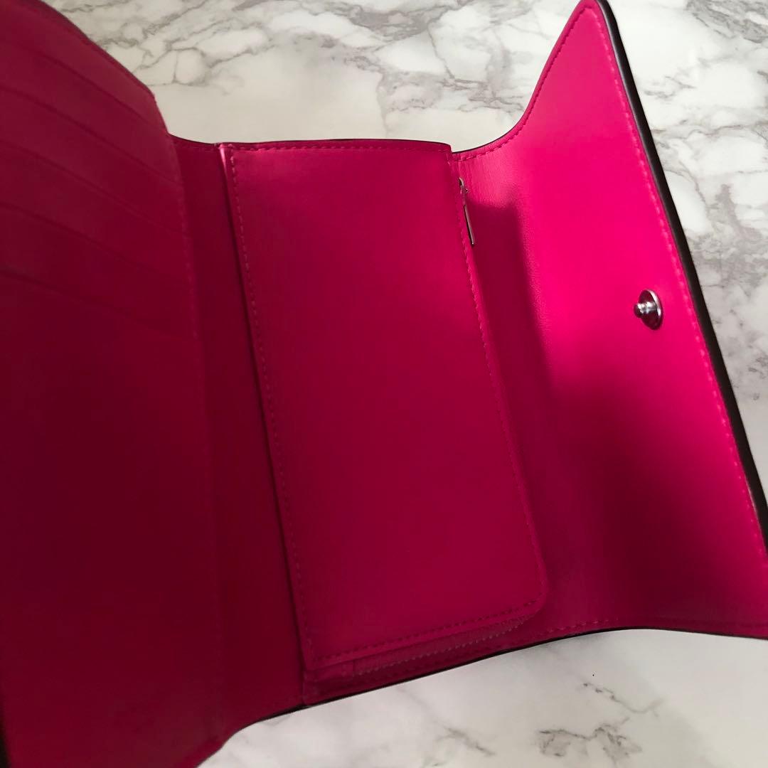 完売品！新品未使用 コーチ COACH 折り財布 ピンク