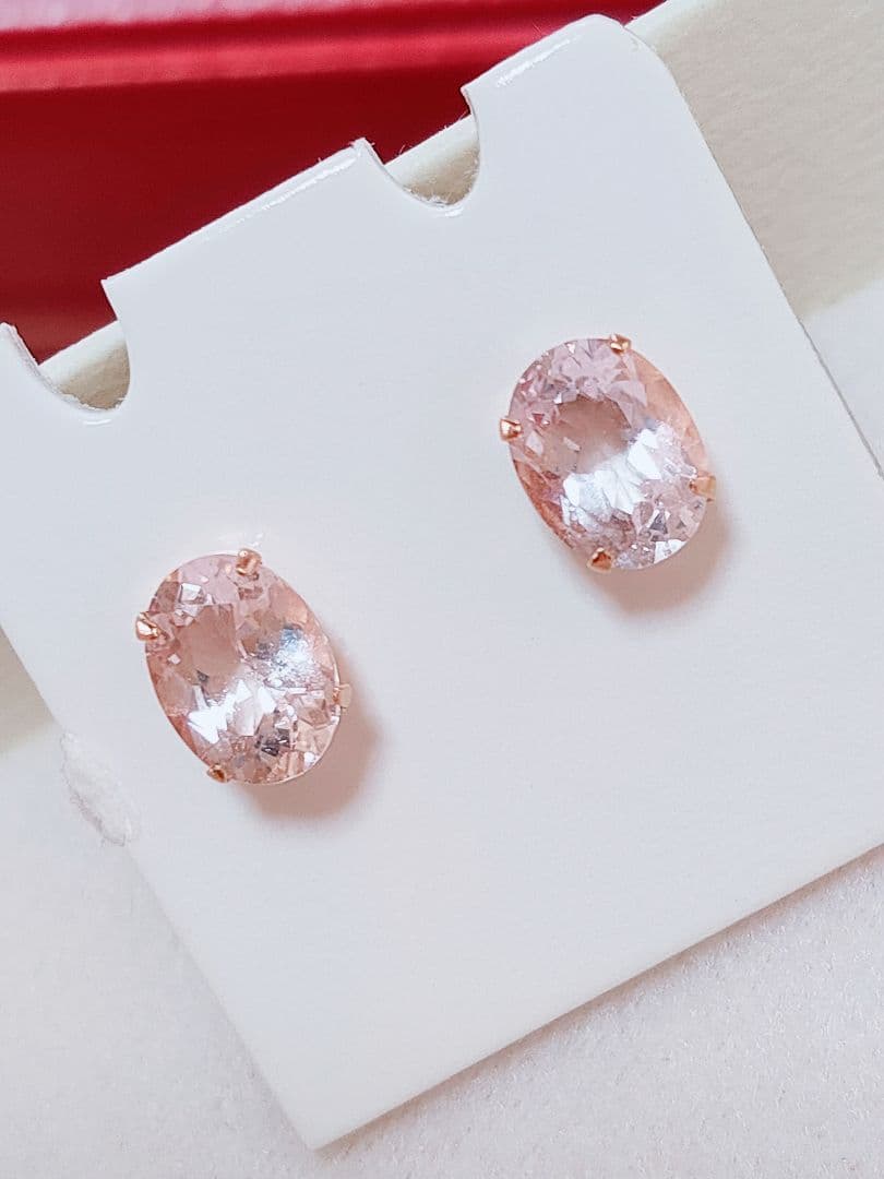 新入荷 未使用品 k18 天然モルガナイト ピアス