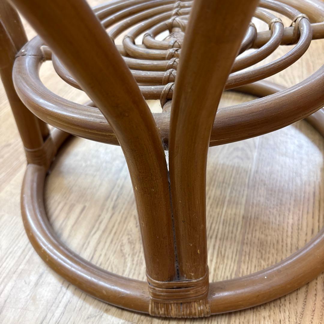 円形ガラス天板の木製テーブル アンティーク