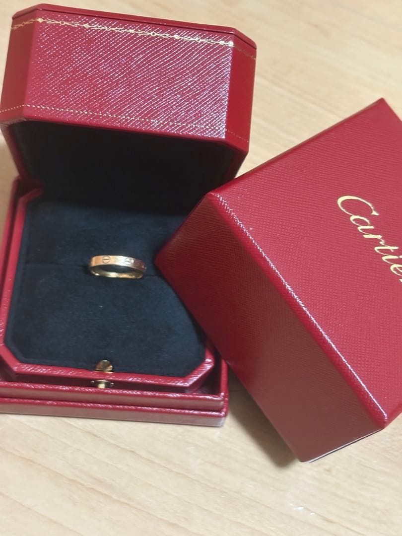カルティエ　リング