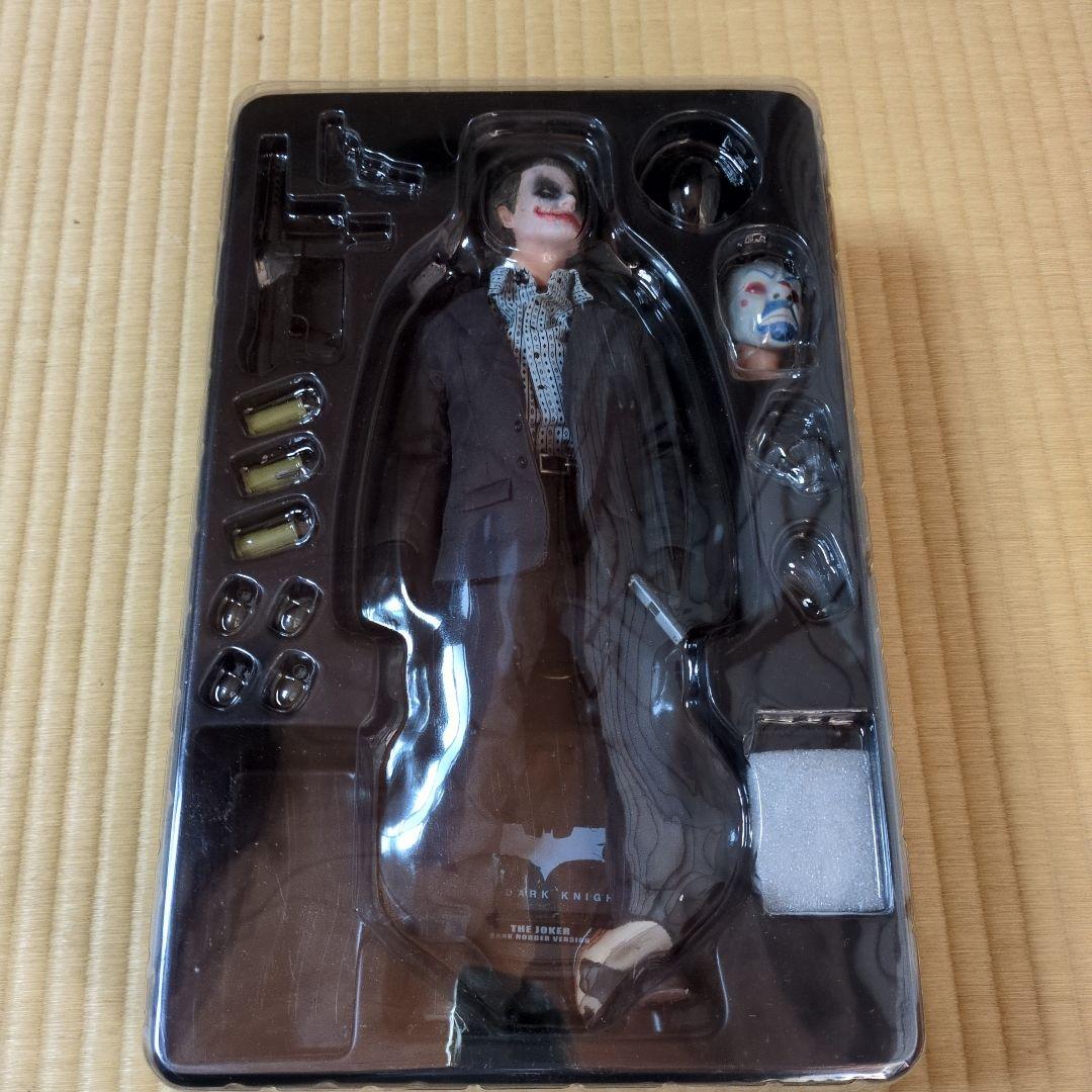 The Joker: Bank Robber Version フィギュア